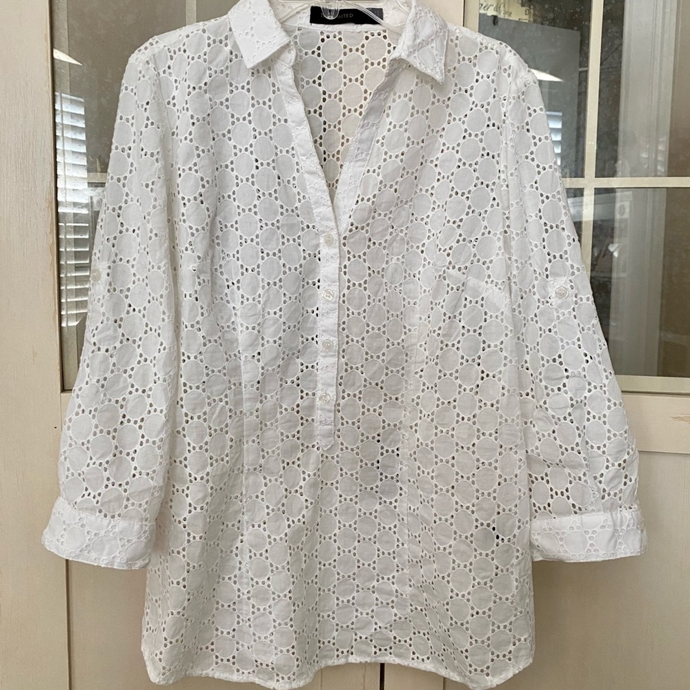 The Limited White Eyelet V neck 1/2 button down